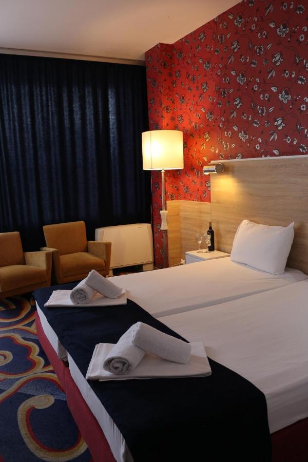 Garni Jugoslavija Hotell 3*